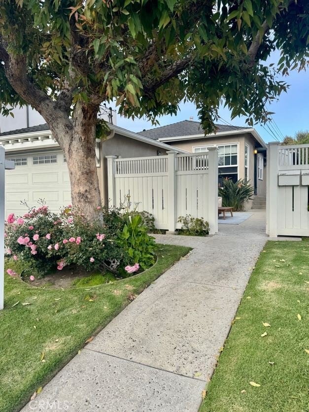Photo - 1302 Bonnie Brae St Townhome