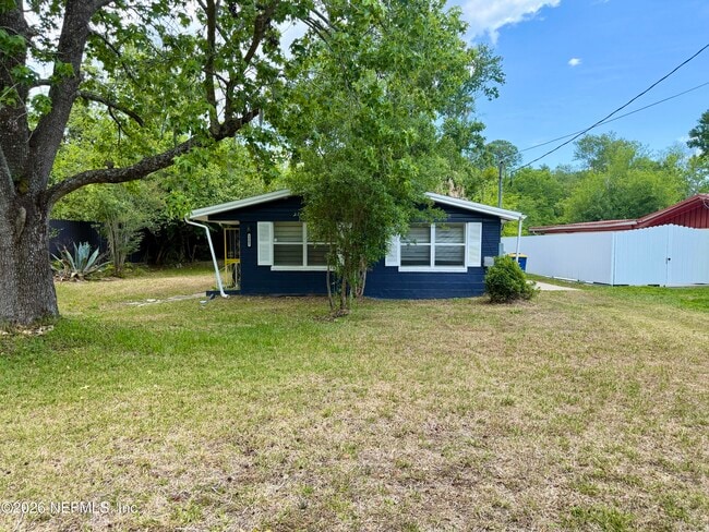 Building Photo - 5903 Droad St