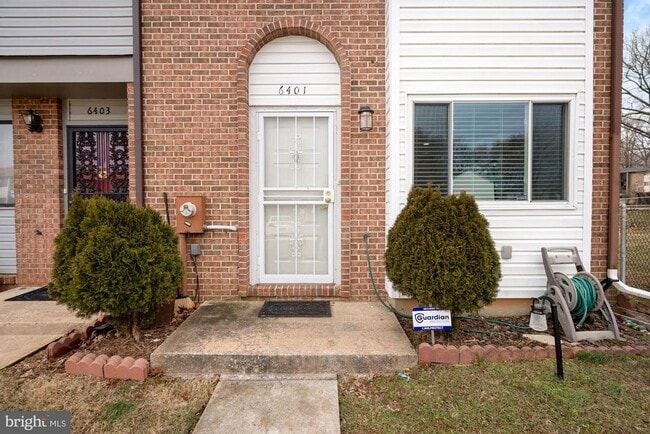 Photo - 6401 Woodgreen Cir