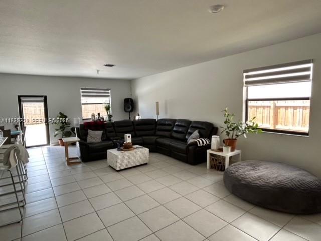 Photo - 11914 SW 241st St