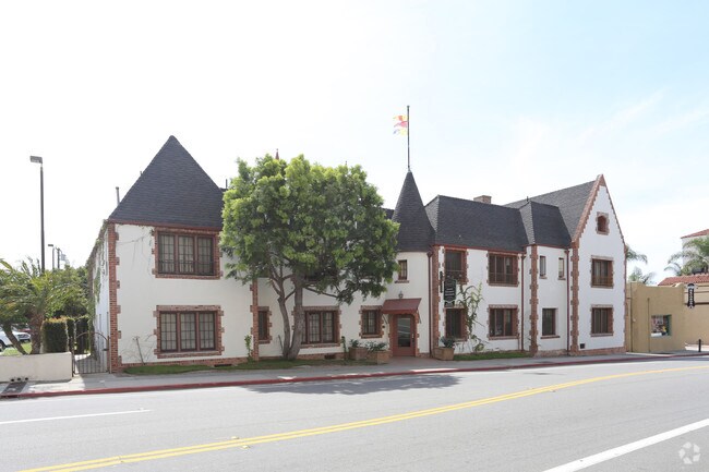 Photo - Somerset Apartments