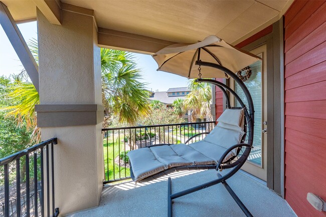 Building Photo - 403 Marina View Dr