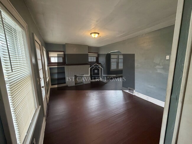 Photo - 578 Hoye Ave