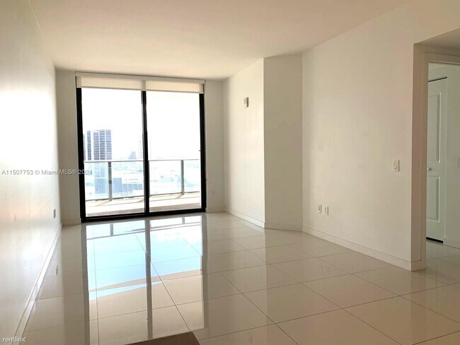 Photo - 1 br, 1.5 bath Condo - 1600 NE 1st Ave Apt... Unidad Apt 3101