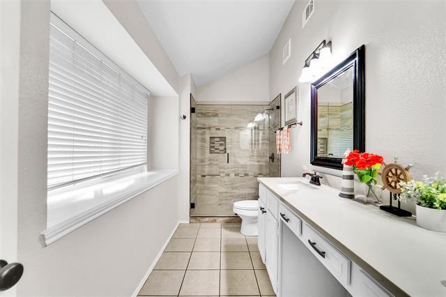 Photo - 314 Harwell St House