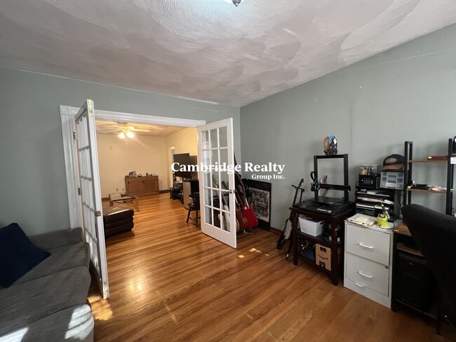 Photo - 27 Willard St Unit 1