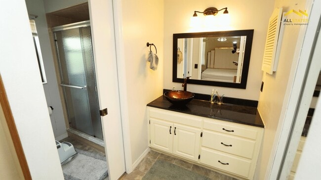 Photo - 1 Pine Way Pl