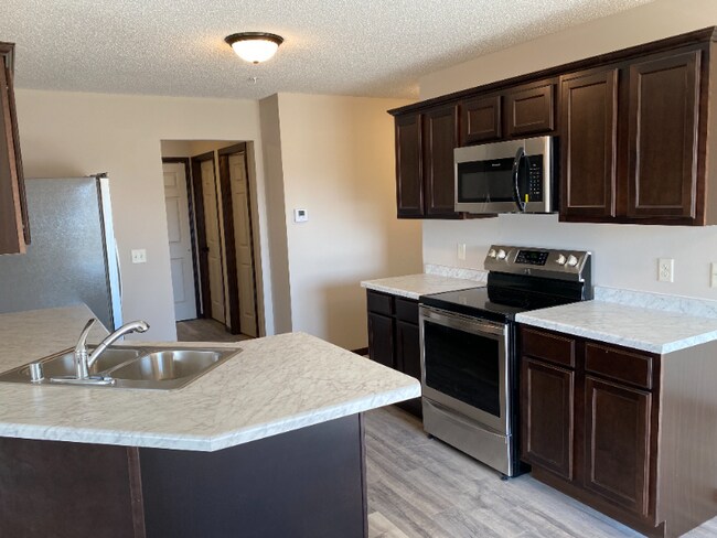 2020 4th Ln SE