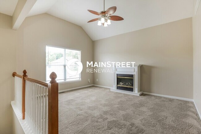 5 Bedroom Pet-Friendly Home in Independence, MO with Main Street Renewal
