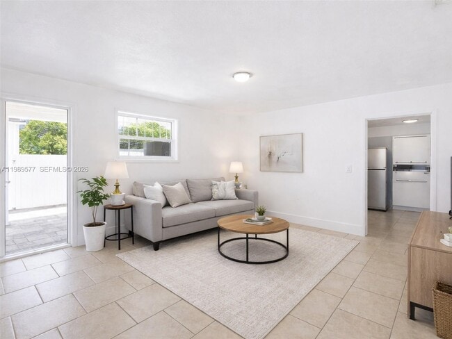 Photo - 19733 SW 122nd Pl Unit 2