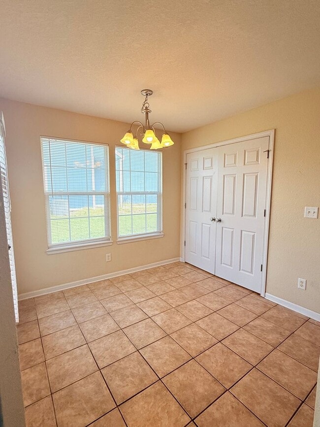 2410 Brooke Bend