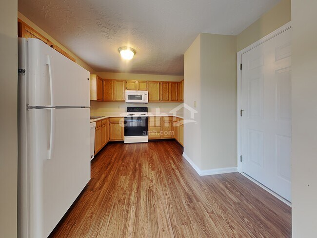 26 Grouse Dr