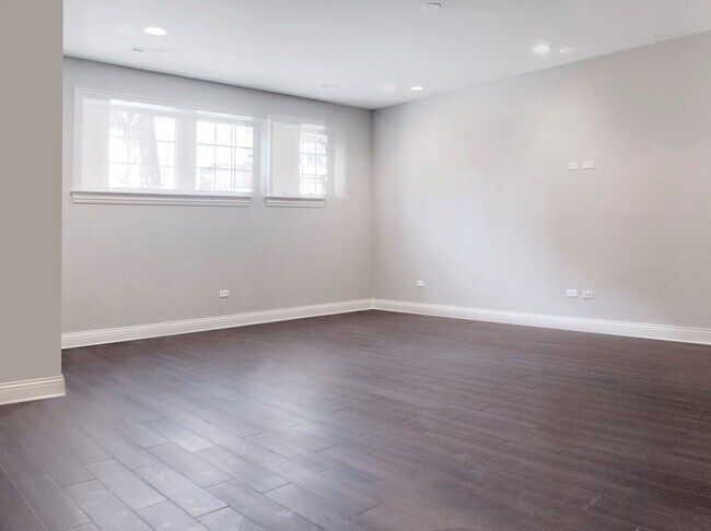 Photo - 4113 N Western Ave Unidad 2