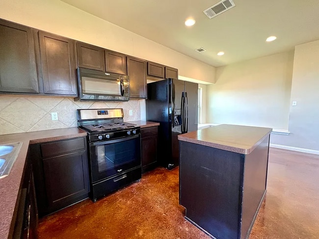 Photo - Beautiful 3BR, 2BA Home in Austin – Balcony & Modern Kitchen Appliances!