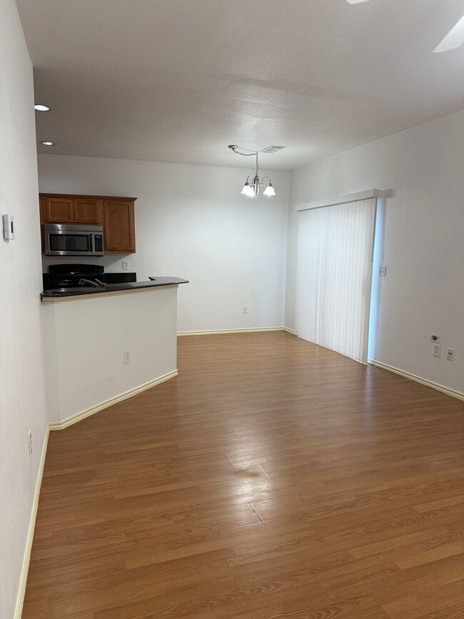 Photo - 2802 Pasadena Ln