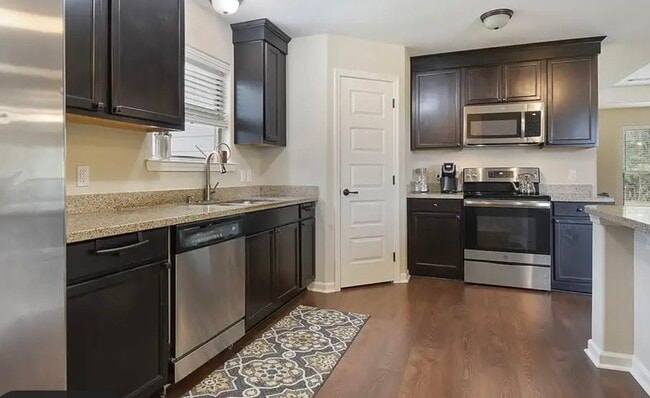 Photo - 784 Huey Andrew Ave