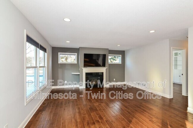 Photo - 7001 Minnetonka Blvd