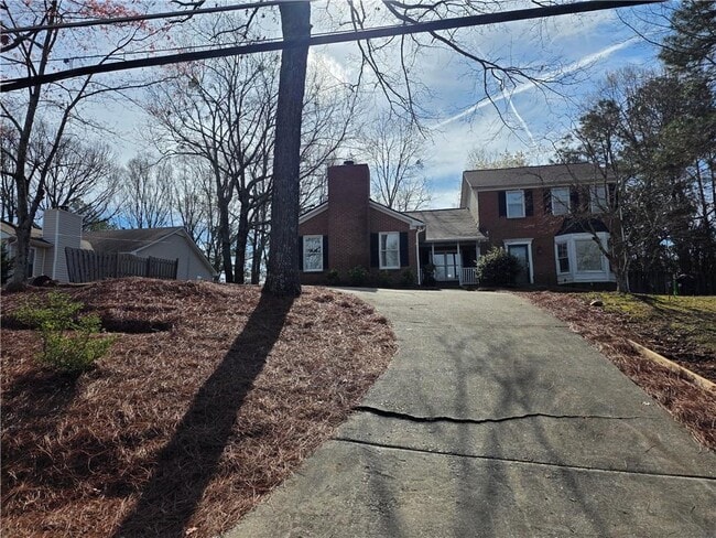 Building Photo - 1834 Cooper Lake Dr SE