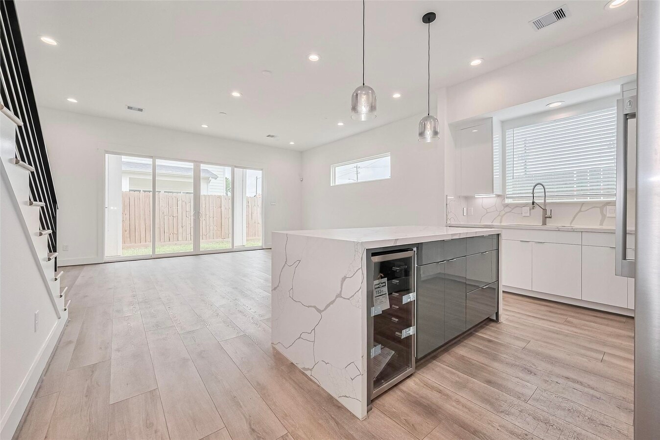 Photo - 3510 Hadley St