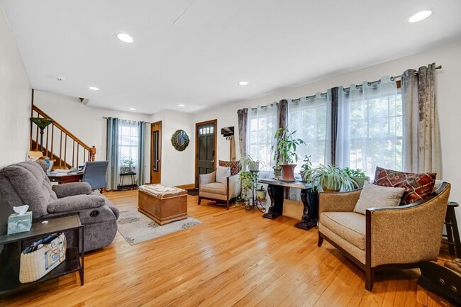 Photo - 3445 N Schultz Dr