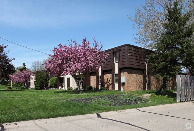 Parkway Apartments