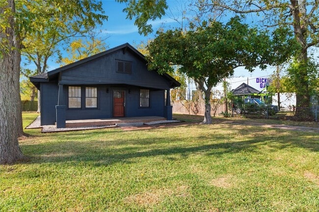 Photo - 3808 State Hwy 3