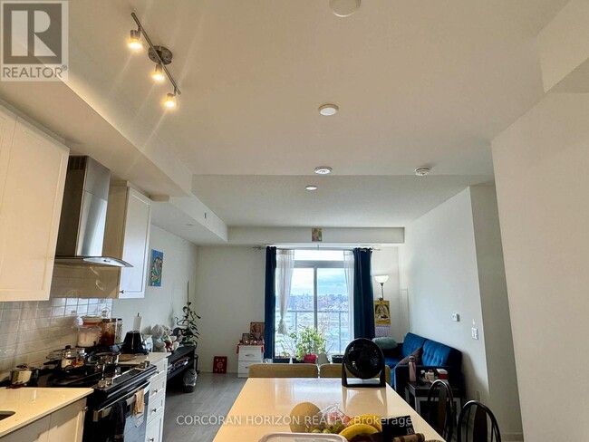 Photo - 55 Duke St W Unité 1507