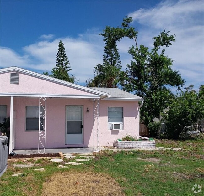 Building Photo - 586 140th Ave E Rental