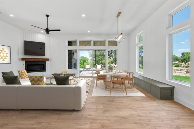 Photo - 125 Stockman Dr