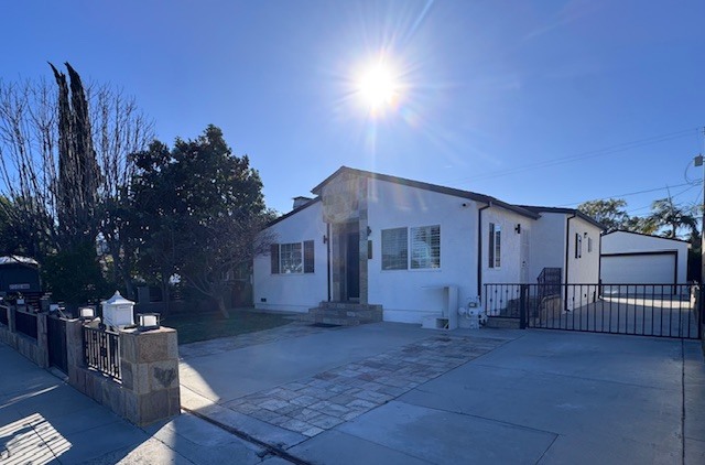 Photo - 653 N Buena Vista St