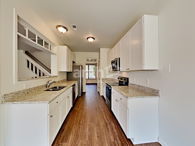 Photo - 1119 Bridlemine Dr