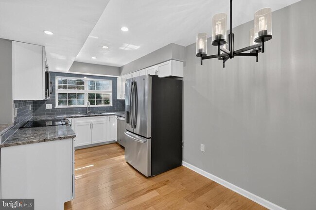 7742 New Providence Dr Unit 108