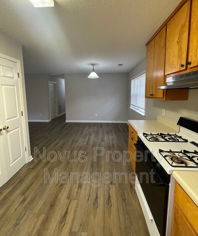 Photo - 119 Magnolia St