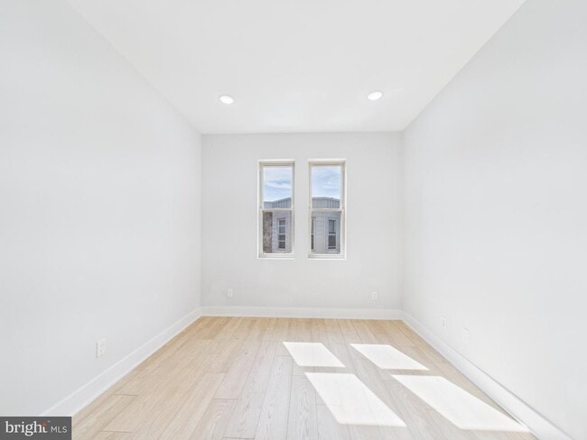 Photo - 5208 Chancellor St Unit 3