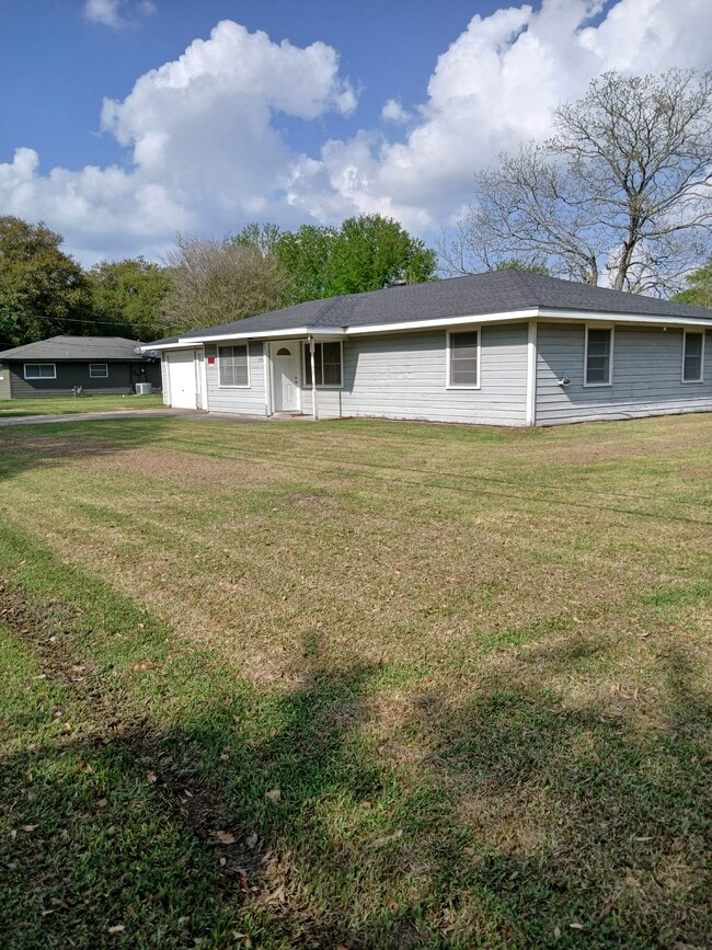 Photo - 2731 Gaylynn Dr