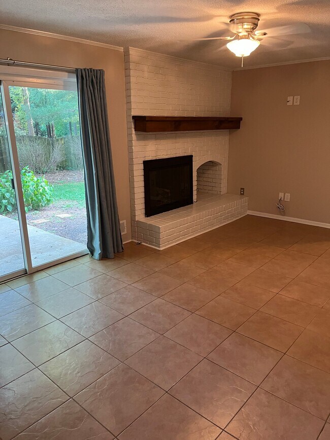 650 Dogwood Trail