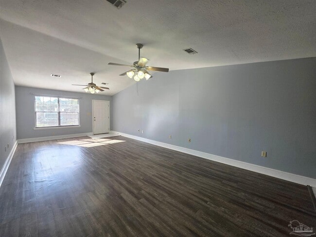 Photo - 914 Rentz Ave