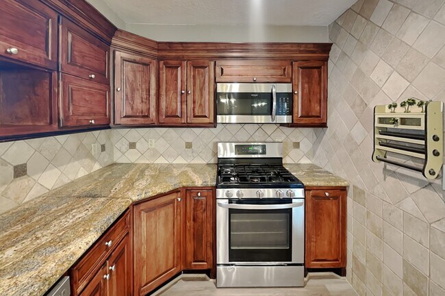 Photo - 3219 Glen Spring Dr
