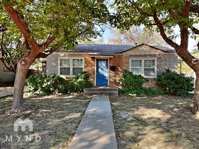 Building Photo - 3116 29th St Rental