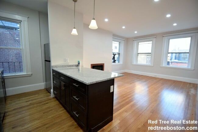 Photo - 48 Gloucester St Unit 2