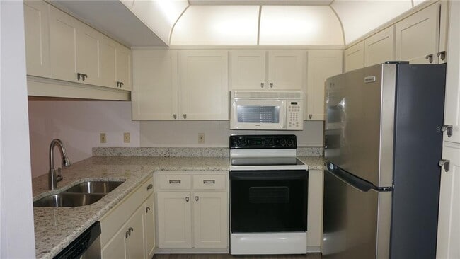12141 Spartan Way Unit 204