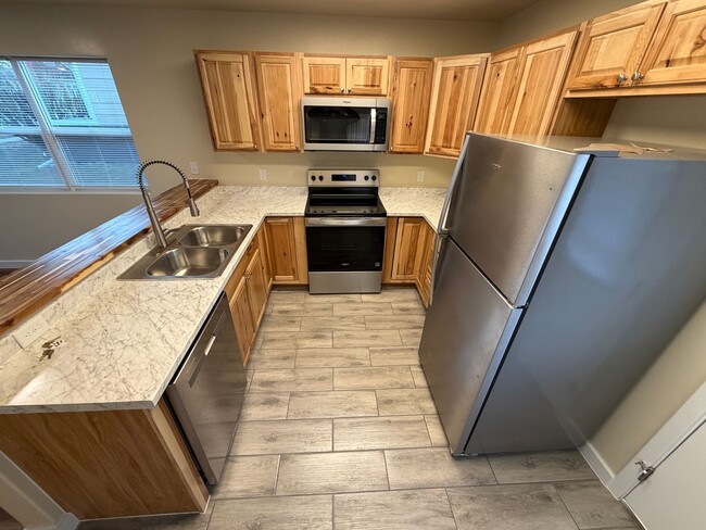 Photo - 1904 N Harris St Unit A