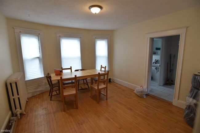 Photo - 80 Wallingford Rd Condo Unit 1