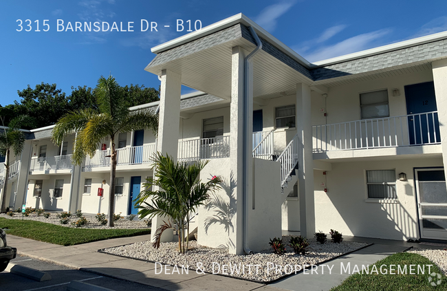 Building Photo - 2/1 Apt in Largo w/ Pool - For Rent Unit B10