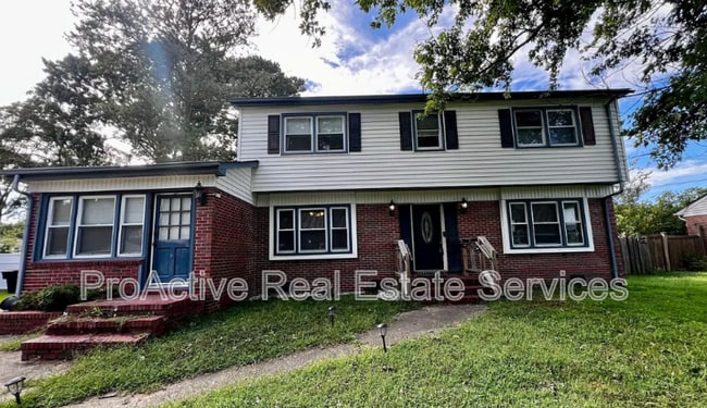 Building Photo - 4505 Mallard Crescent