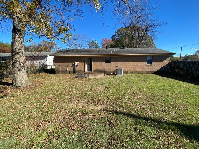 Photo - 1 Robbye Ln