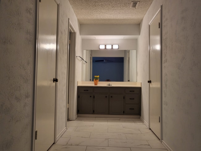 Photo - 501 Northridge St