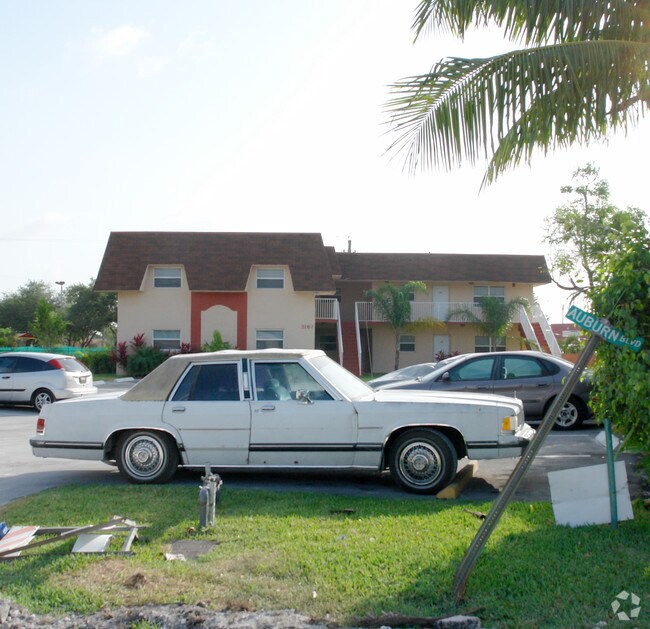 Photo - 3167-3173 Auburn Blvd