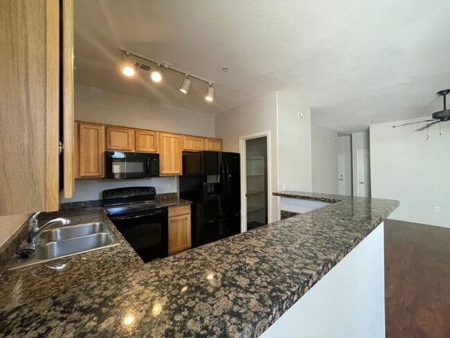 Photo - 2150 W Alameda Dr Unit 1