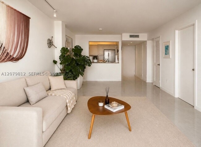 Building Photo - 6900 Bay 9L Bay Unit 9L